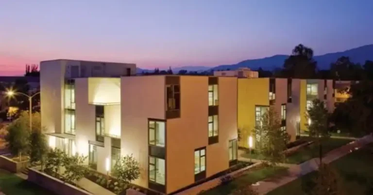 Does Claremont Mckenna College Use Ai For Essays? Does Claremont Mckenna College Use Ai For Essays?